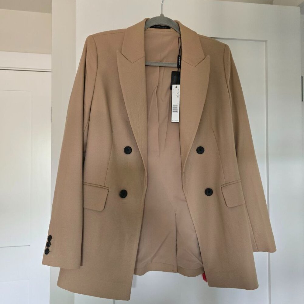 Elie Tahari Blazer NWT Size 4